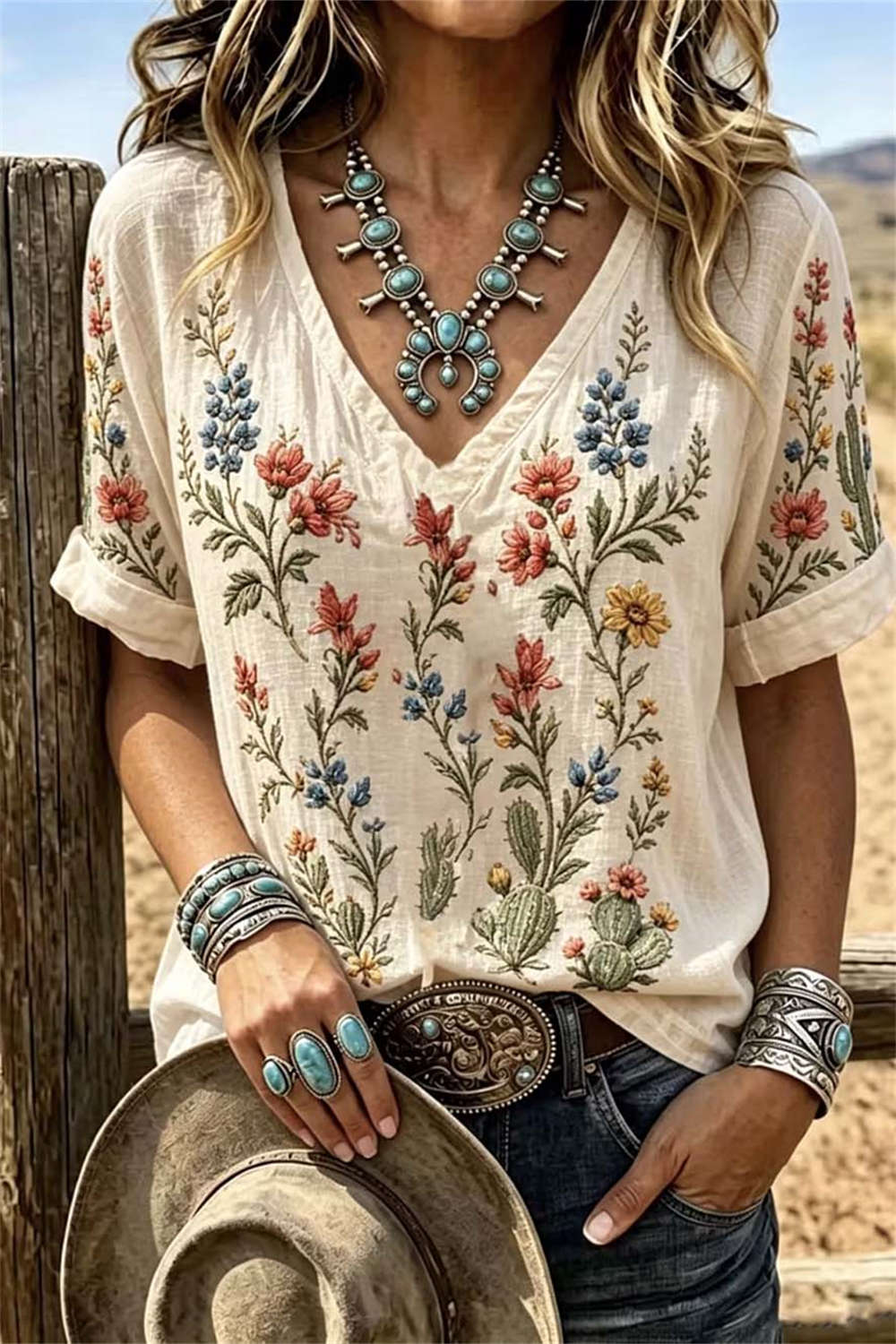 Women's Off White Cactus Floral Embroidery V-Neck Short Sleeve Blouse