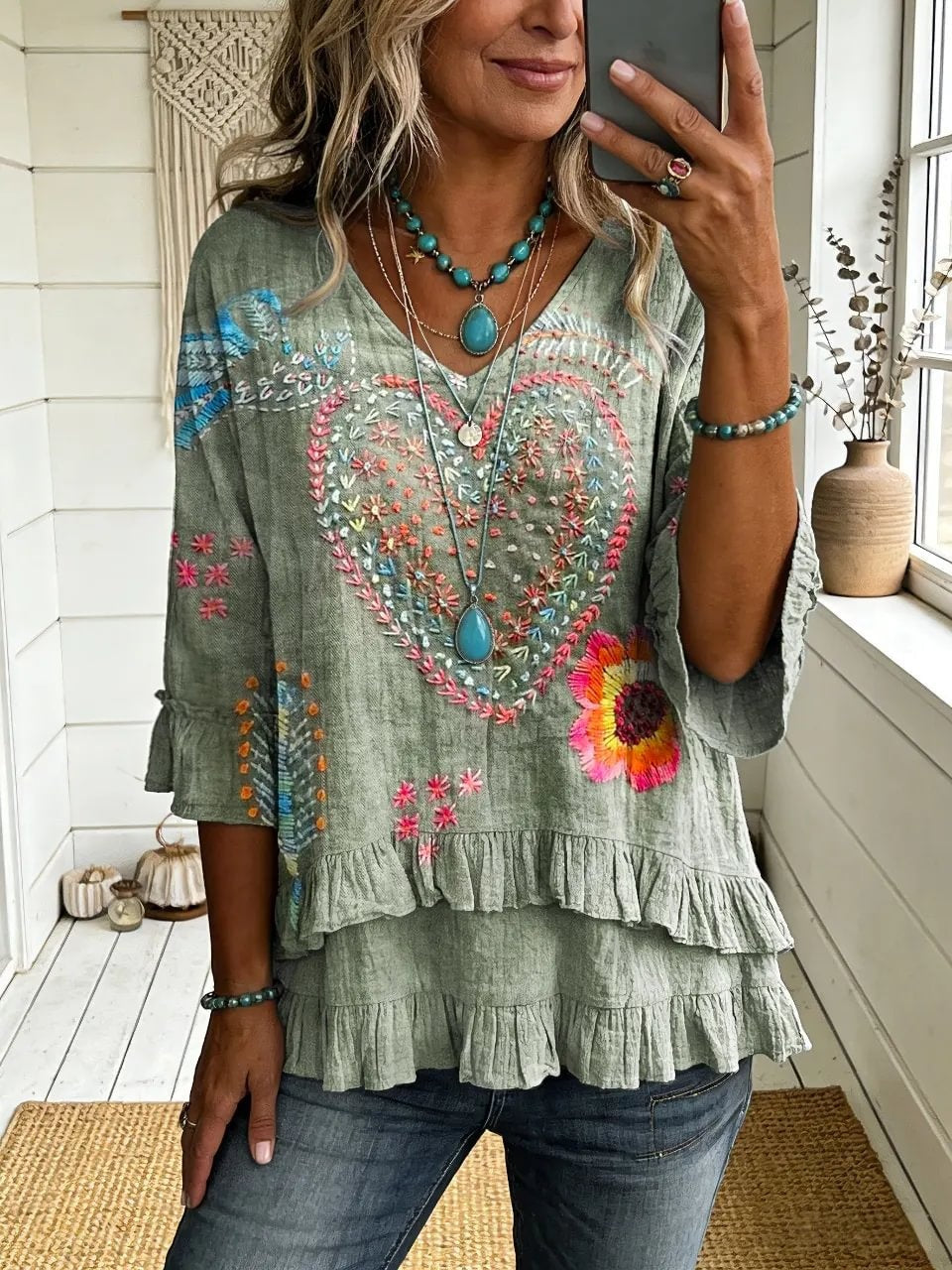 Women's Vintage Bohemian Floral Heart Art Print Casual Lace-Trim T-Shirt