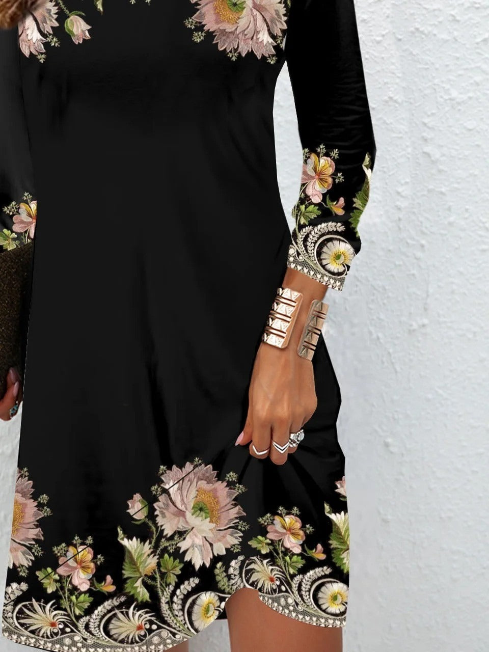 Floral Print Round Neck Long Sleeve Mini Dress